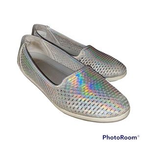 AEROSOLES Silver HOLOGRAPHIC Loafers 💿